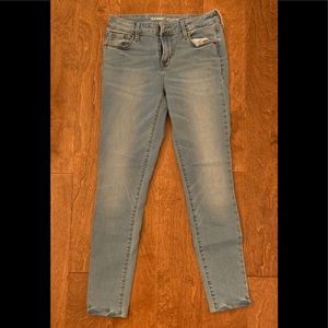 OLD NAVY ROCKSTAR JEANS